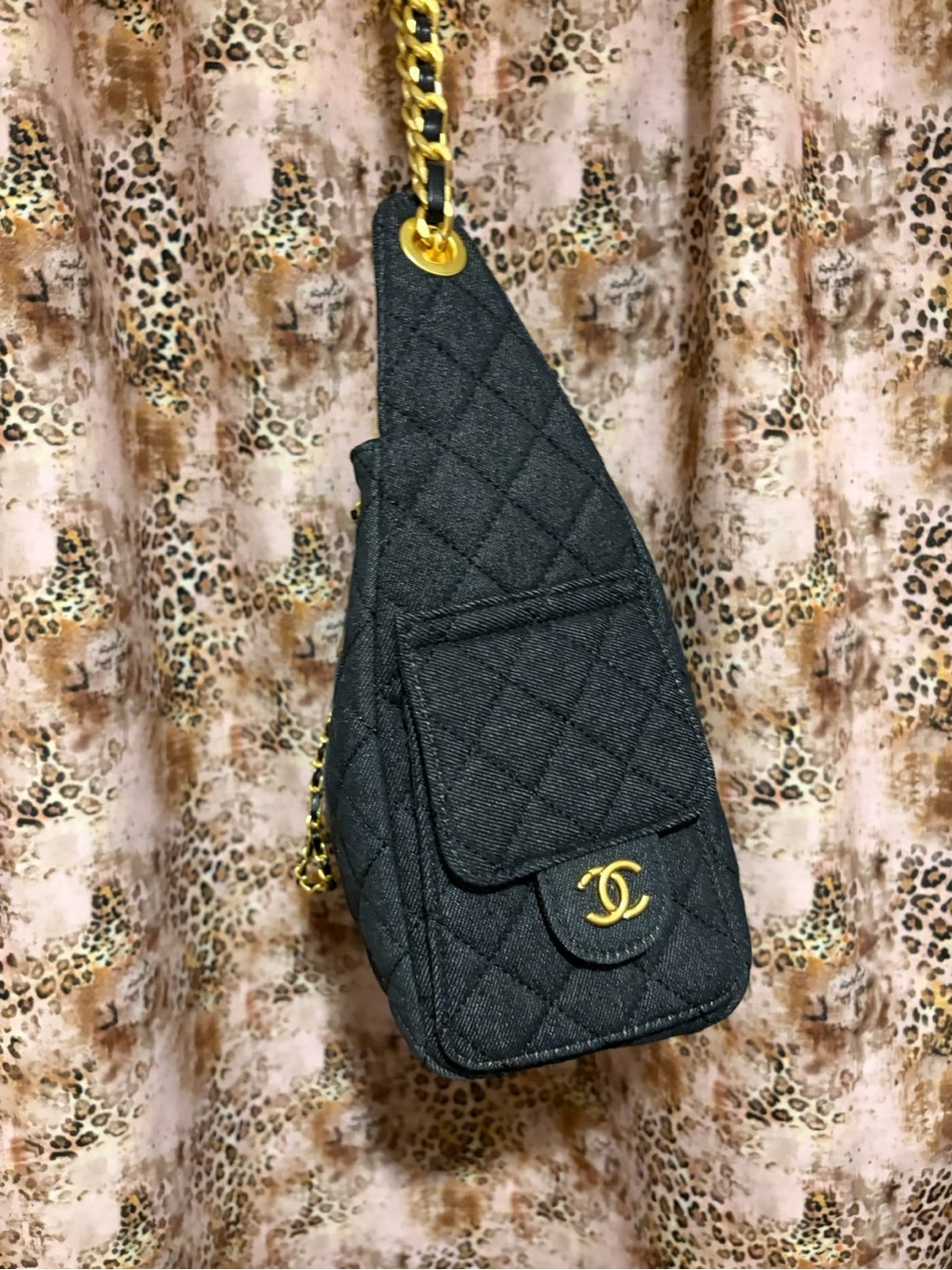 GG Inspired denim Quilted Black Shoulder Bag with Gold Hardware - Picture 3 of 4